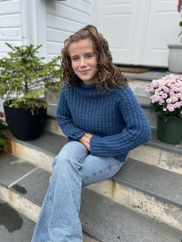 Hellefjorden sweater (pattern)