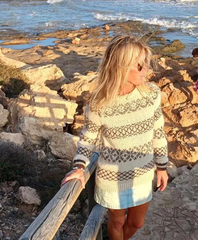 Stokken-genser brun (oppskrift)