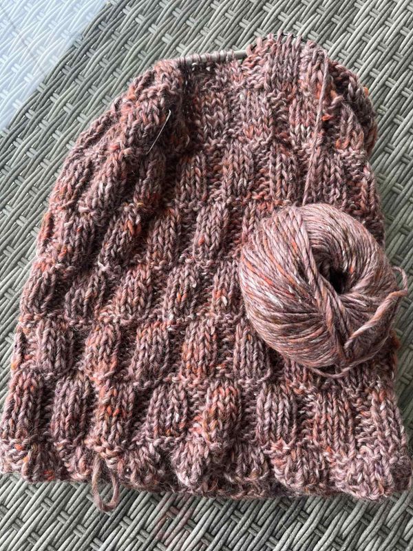 Hals i Kamelia by Permin (oppskrift)