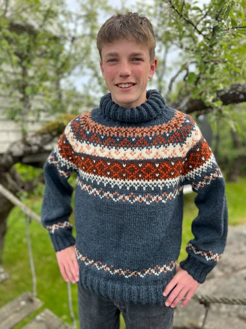 Hovedbilde Odal-genser (Strikkepakke)