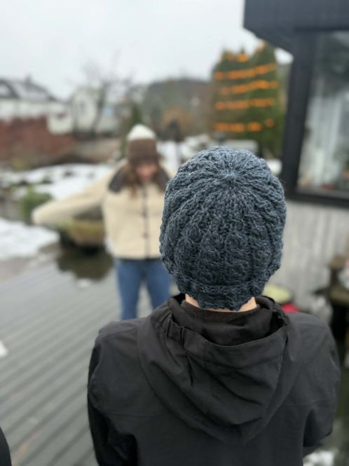 Hovedbilde Lund-lue i Rauma VAMS (strikkepakke)
