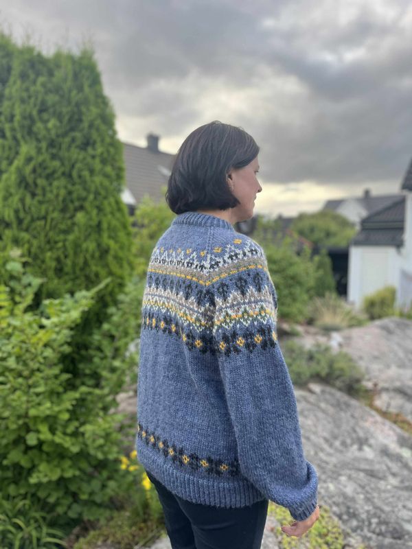 Topdals sweater (pattern)
